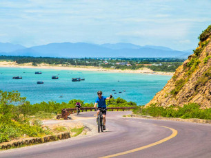 vn004 - Coastal cycling in Vietnam