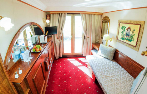 Twin Cabin Upper Deck Twin Cabin Upper Deck