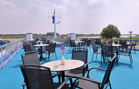 Sundeck