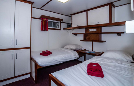 Twin Cabin Twin Cabin