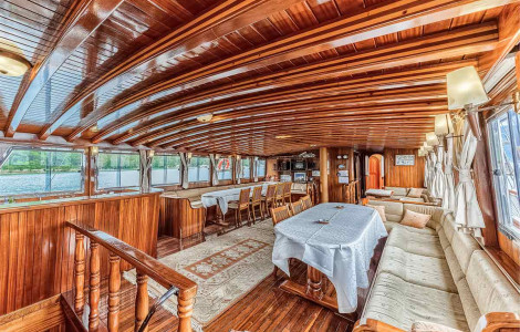 Thalassa - Saloon Thalassa - Saloon