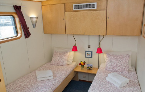 Twin Cabin Twin Cabin