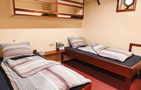 Twin cabin